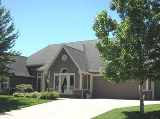 4509 Roundabout Cir, Lawrence, KS 66049