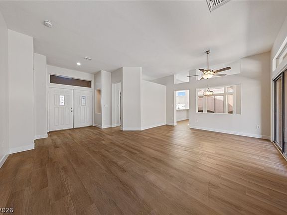 3rd image of 3033 Bonnie Rock Dr