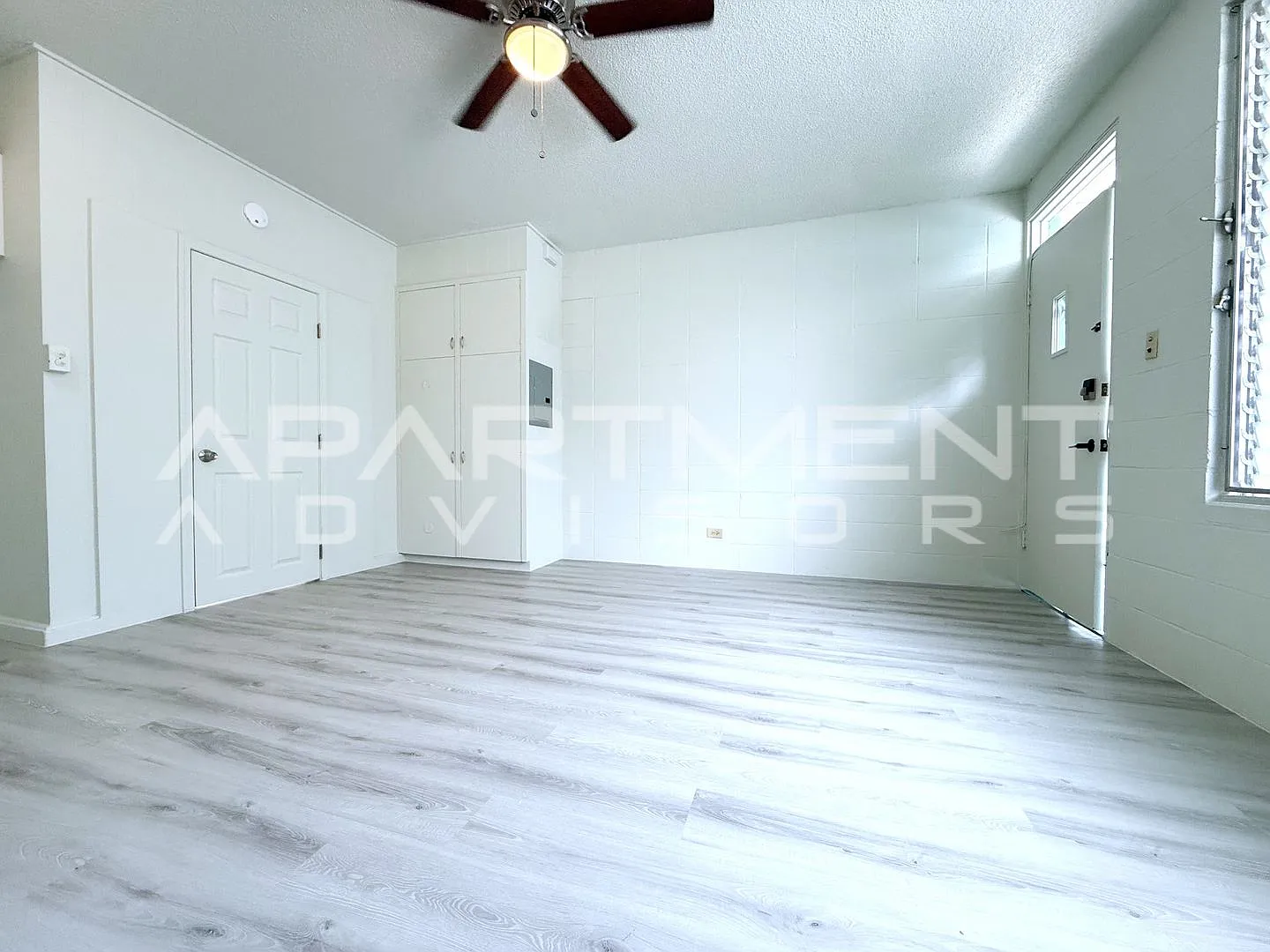 733 Pensacola St — Photo 4