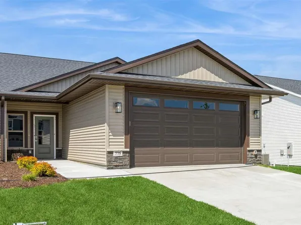 405 Solstice Ct, North Liberty, IA 52317