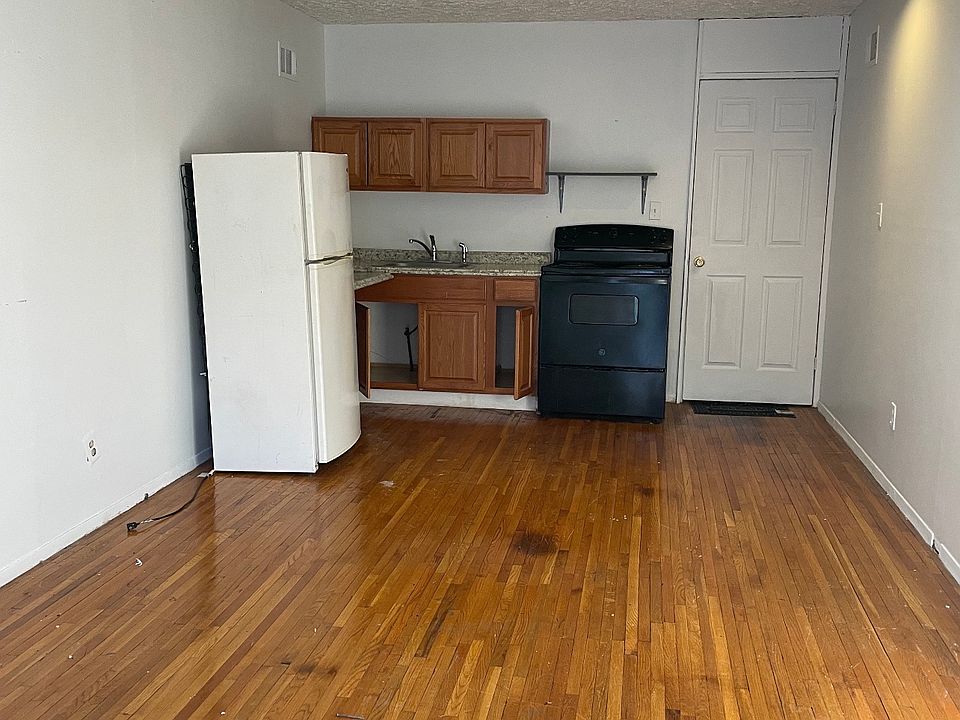 2nd image of 74 Roanoke St #1