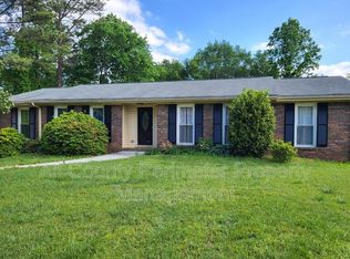 2951 Foothill Trl, Marietta, GA 30066