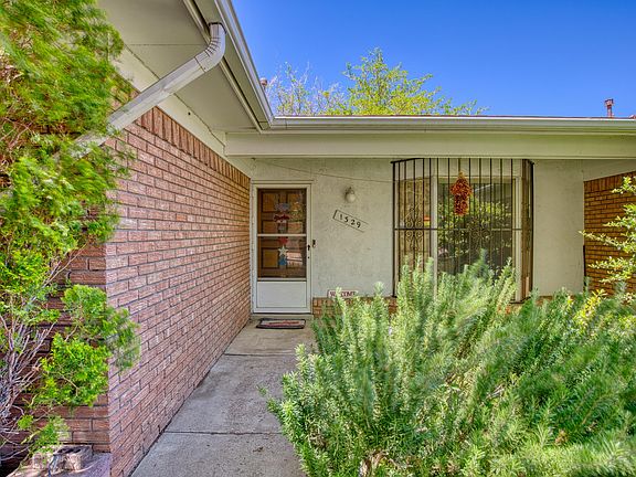 5th image of 1329 Paisano St NE