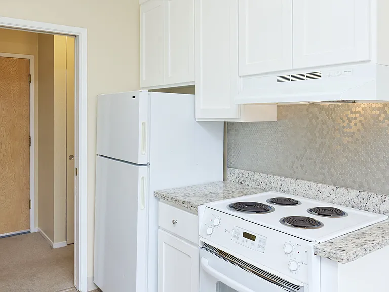 206 Chumalia St — Photo 12