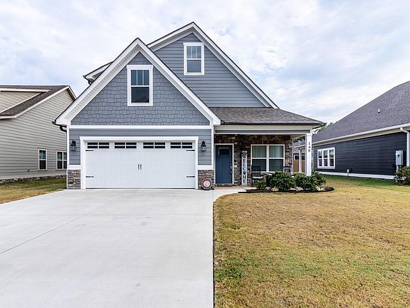 2nd image of 148 Country Cove Dr