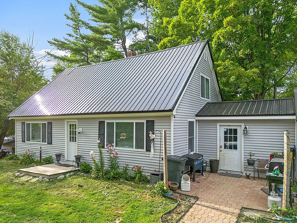 1st image of 350 Madawaska Road