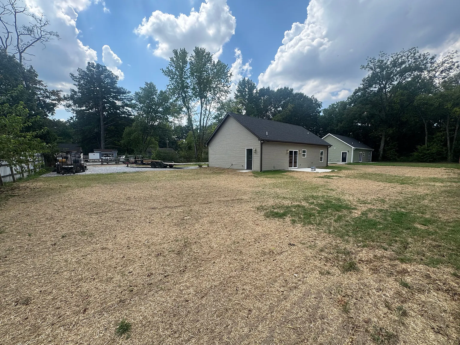 3 bed, 2.0 bath, 1311 sqft, $1,700 — Photo 4