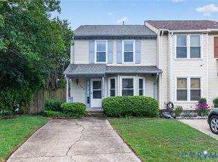 800 Foxmoore Ct, Virginia Beach, VA 23462
