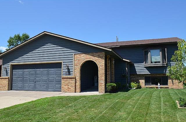 1st image of 2705 Stearns Way