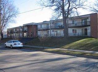 2010 19th Ave NE #23, Minneapolis, MN 55418