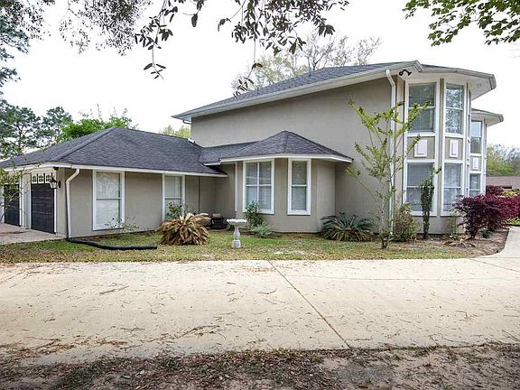2nd image of 5675 Meadowlark Ln