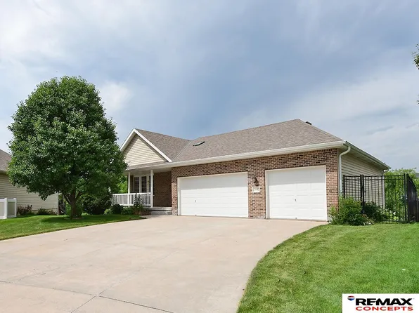 10402 N 150th St, Bennington, NE 68007