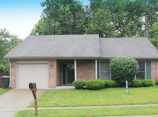2448 English Station Dr, Lexington, KY 40514