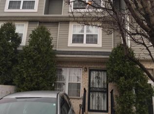 46 Circle Loop #D, Staten Island, NY 10304