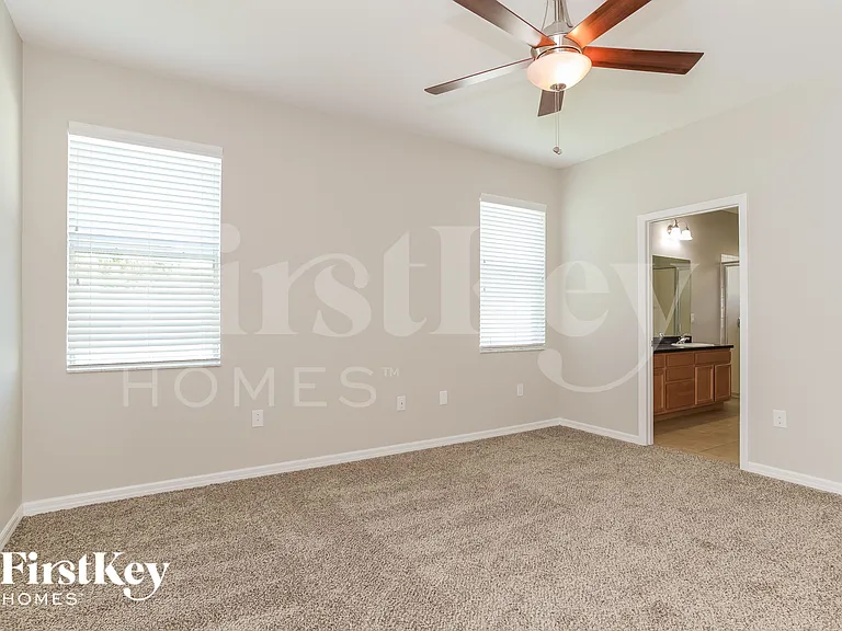 3000 Lady Mae Ln — Photo 8
