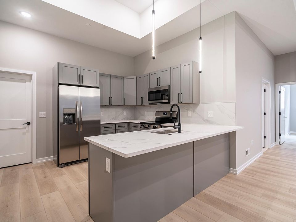 1st image of 719 Dickinson St #1B