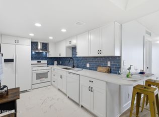 1601 OCEAN Drive S #203, Jacksonville Beach, FL 32250