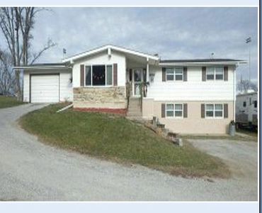 128 N Poplar St, West Branch, IA, 52358