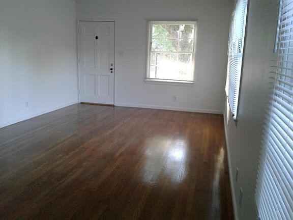 2nd image of 1814 Marengo Ave