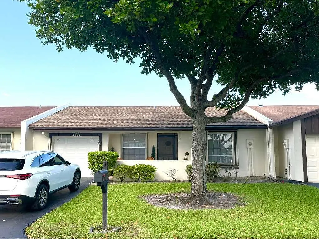 2 bed, 2.0 bath, 1112 sqft, $2,450 — Photo 3