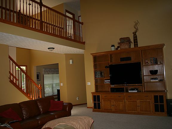 2nd image of 7685 Fulmar Dr
