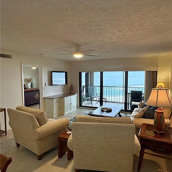 2571 NE Ocean Blvd #405 — Photo 7