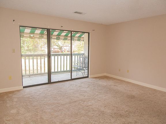 2nd image of 114 Westlake Ct