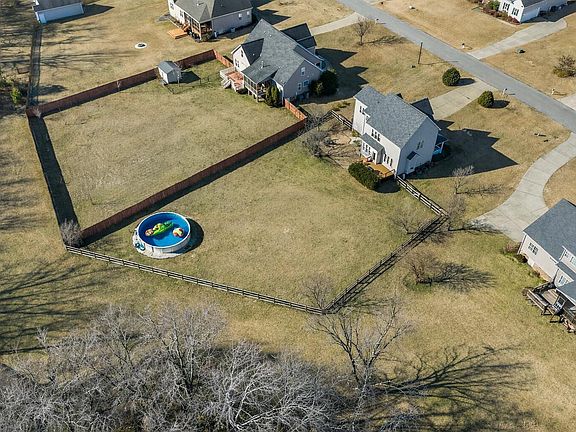 2nd image of 102 Wood Valley Dr