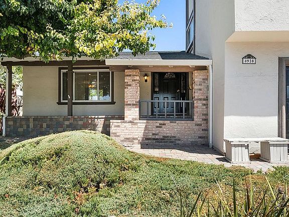 3rd image of 4928 Barron Park Dr