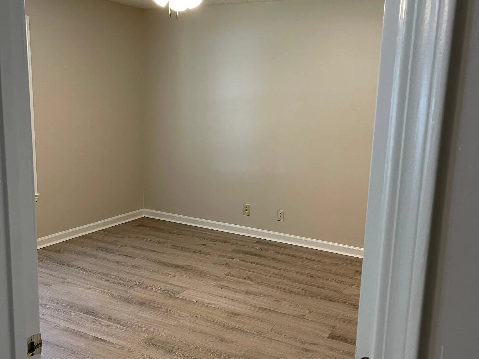 429 Sideline Drive — Photo 4