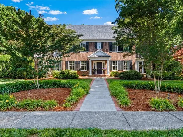1931 Buena Vista Rd, Winston Salem, NC 27104