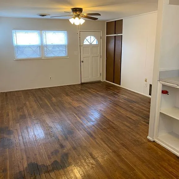 5142 Crockett St — Photo 11