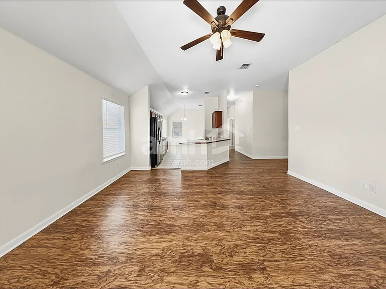 12232 Lamington Dr — Photo 7