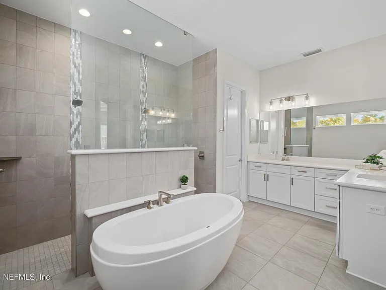 318 Windwalker Dr — Photo 40