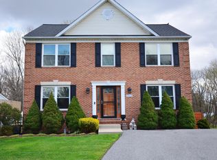 1923 Windys Run Rd, Catonsville, MD 21228