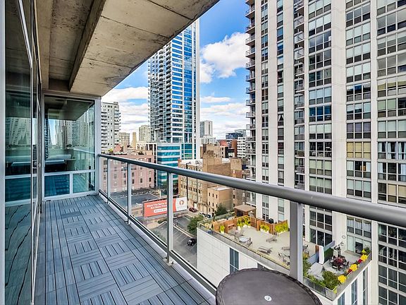 3rd image of 201 W Grand Ave Penthouse 8