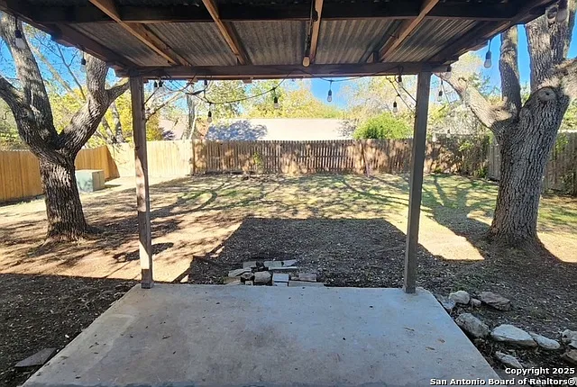 3401 Cliffside Dr — Photo 23