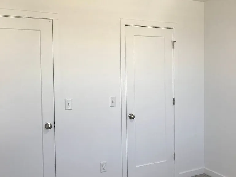 1062 W Holly St — Photo 31