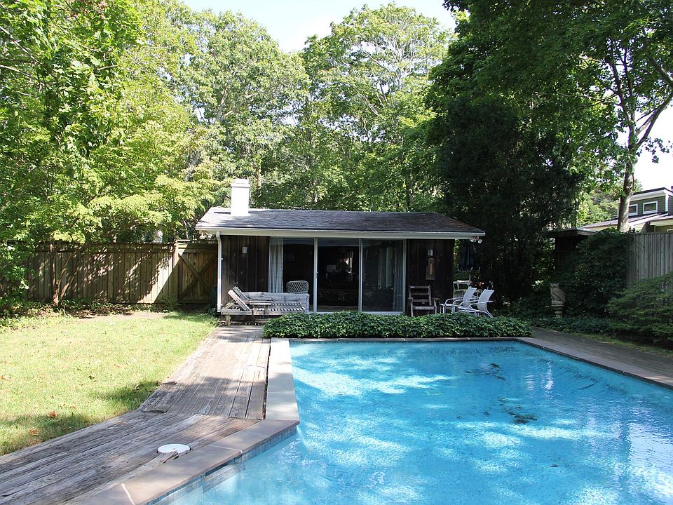 1st image of 4 Little Pine Ln