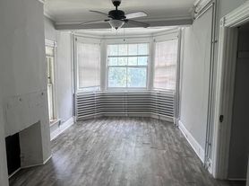 111 S Lake Ave, Albany, NY