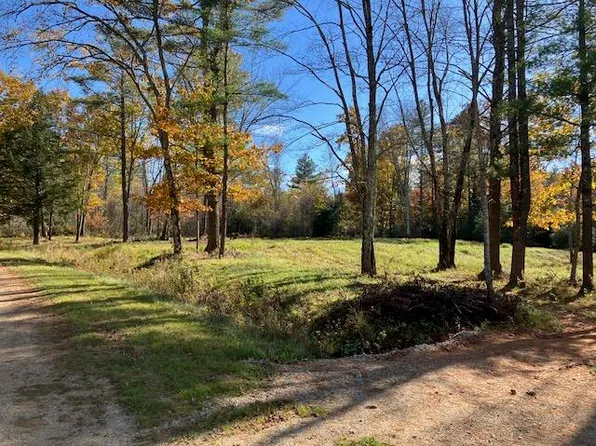 23 Irving Road, Arundel, ME 04046