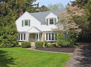 33 Del Rio Dr, Rochester, NY 14618