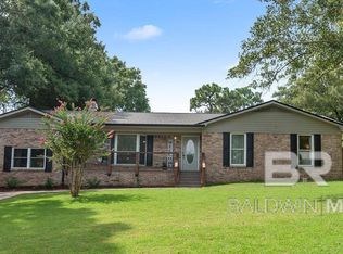 190 Ridgewood Dr, Daphne, AL 36526