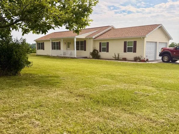 726 S Baltimore St, Dillsburg, PA 17019