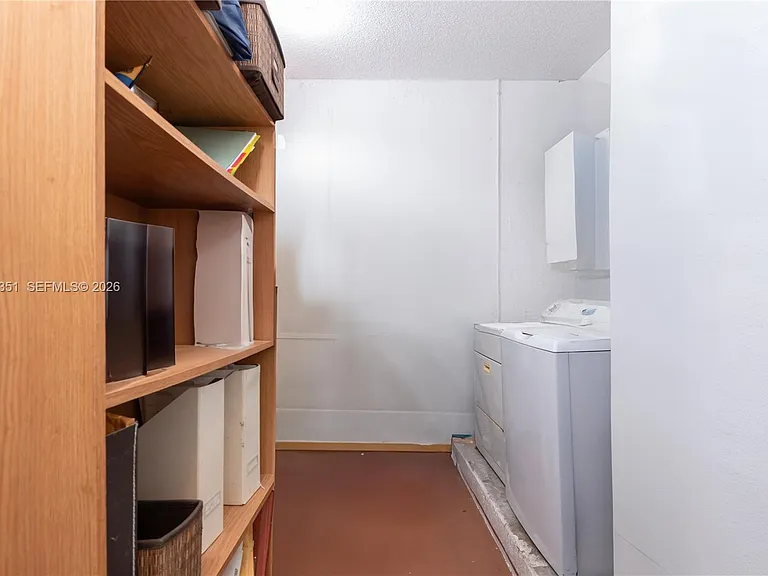 4123 Sapphire Bnd — Photo 58