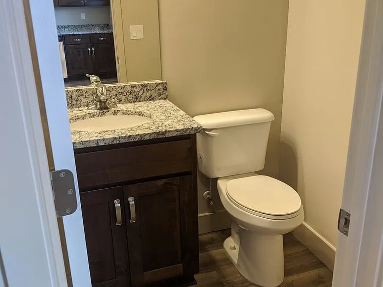 966 W Georgia Dr #10 — Photo 8