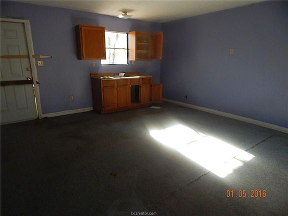 2nd image of 5190 Brown Ln