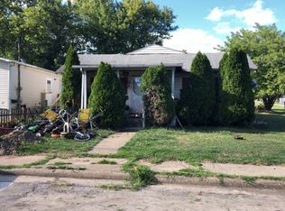 2418 Kanawha St, Moundsville, WV 26041