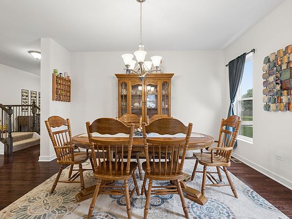 5th image of 903 Foxview Dr