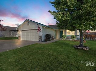 530 Teton Dr, Mountain Home, ID 83647